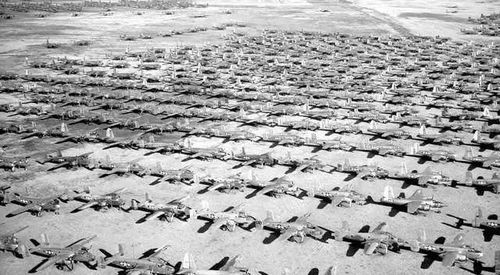 戰(zhàn)時巔峰與戰(zhàn)后困境 二戰(zhàn)美國飛機工業(yè)的膨脹、銷毀與轉(zhuǎn)型